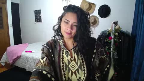 Snapshot of thaliacooper chatting on 19, 1, 2025 online show from 19, 1, 2025