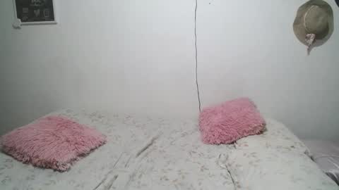 Snapshot of thaliacooper chatting on 16, 2, 2025 online show from 16, 2, 2025