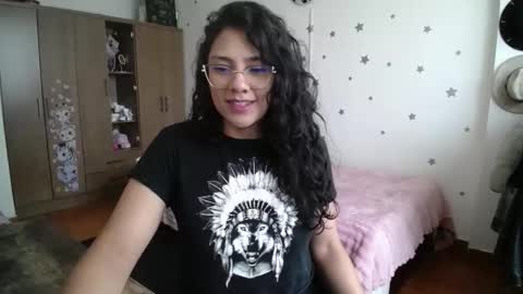    online show from 25, 3, 2026