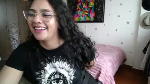 Snapshot of thaliacooper chatting on 22, 7, 2026 online show from 22, 7, 2026