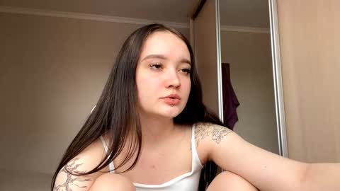 Snapshot of thaliakuchem chatting on 22, 2, 2026 Yumi online show from 22, 2, 2026