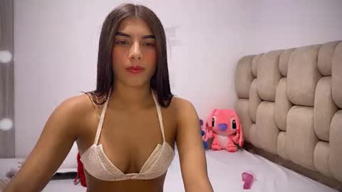thaliana_rossi online show from 24, 2, 2025