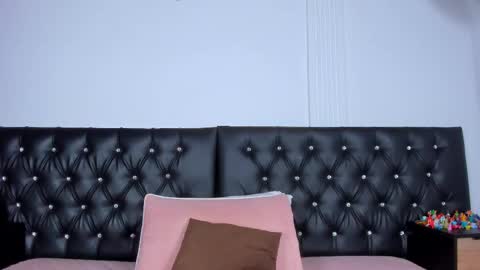 thara webstter online show from 5, 11, 2025