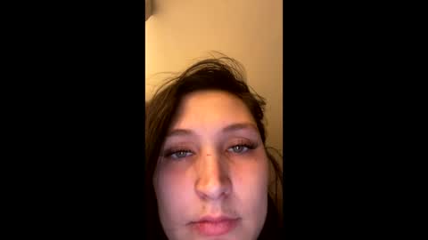 thatbaby070200000 online show from 2, 1, 2025