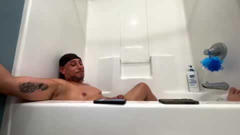 Snapshot of thatbasianguy chatting on 30, 9, 2025 LoveHateLust online show from 30, 9, 2025