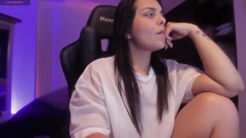 Paola online show from 6, 3, 2025