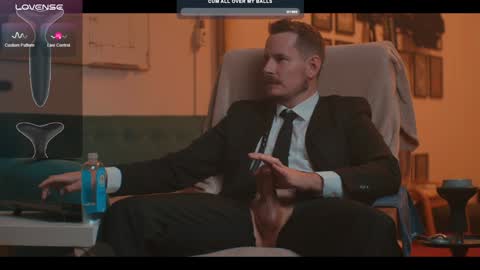 Snapshot of the_dilf chatting on 6, 12, 2024 The DILF - online show from 6, 12, 2024
