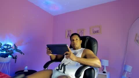 Snapshot of the_franka_men chatting on 19, 11, 2025 carlos online show from 19, 11, 2025