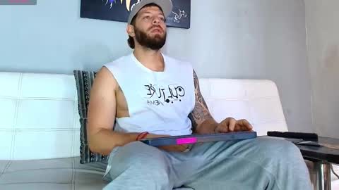 SCOTT  THEO  KAMERON  GENDERSON online show from 28, 2, 2025