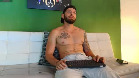 SCOTT  THEO  KAMERON  GENDERSON online show from 23, 9, 2025