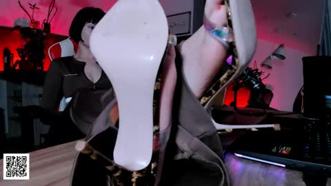 Snapshot of the_inamorata chatting on 9, 6, 2026 Goddess Misha online show from 9, 6, 2026