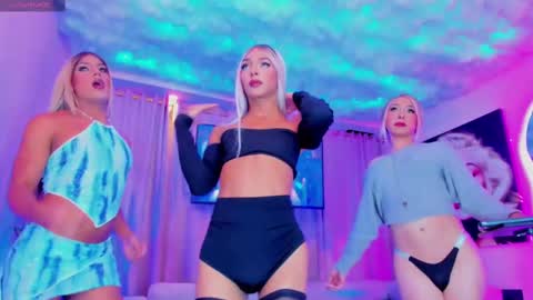 Snapshot of the_palace_of_paris chatting on 7, 3, 2025 the_palace_of_paris online show from 7, 3, 2025