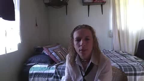 Snapshot of the_sinn_duo chatting on 22, 10, 2025 Sinn Fairy  Levi Sinn online show from 22, 10, 2025