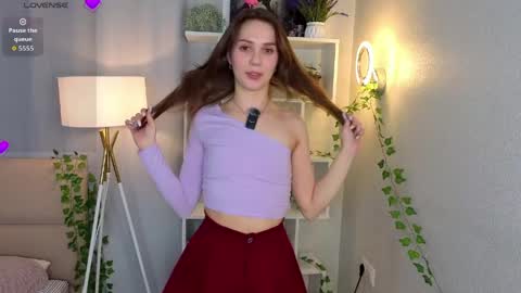 Snapshot of the_truewoman_show chatting on 29, 5, 2026 My name is Cynthia and Im very happy to see you in my sweet room online show from 29, 5, 2026