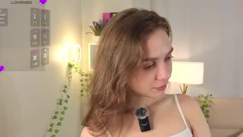 Snapshot of the_truewoman_show chatting on 13, 6, 2026 My name is Cynthia and Im very happy to see you in my sweet room online show from 13, 6, 2026