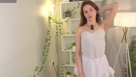 Snapshot of the_truewoman_show chatting on 16, 6, 2026 My name is Cynthia and Im very happy to see you in my sweet room online show from 16, 6, 2026
