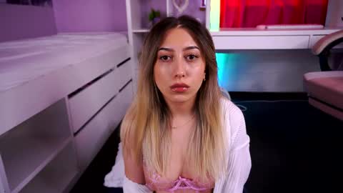 Snapshot of theaorre chatting on 21, 5, 2026 TheaOrre online show from 21, 5, 2026