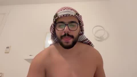 Snapshot of thearabboy98 chatting on 14, 1, 2025 thearabboy98 online show from 14, 1, 2025