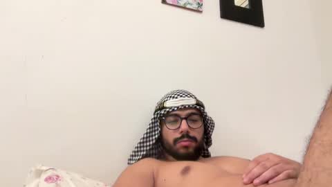 Snapshot of thearabboy98 chatting on 17, 1, 2025 thearabboy98 online show from 17, 1, 2025