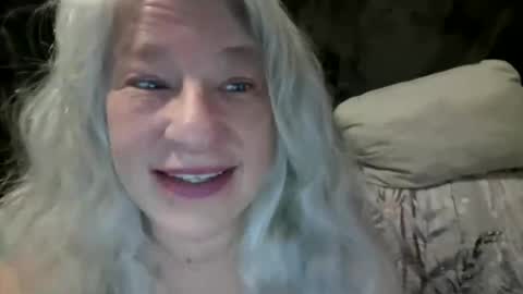 The Arctic Milf online show from 25, 4, 2026