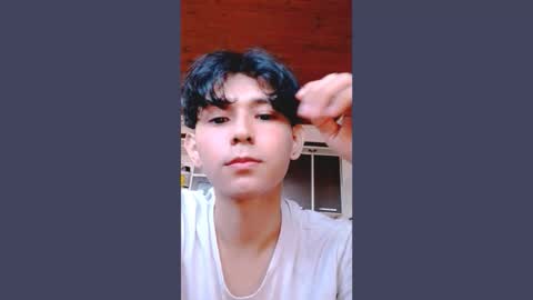 Snapshot of thebluesky_18 chatting on 5, 10, 2025 thebluesky_18 online show from 5, 10, 2025