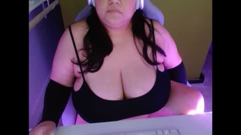 TheBouncingBetty online show from 26, 3, 2026