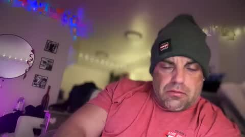 Snapshot of thebuzz777 chatting on 5, 2, 2025 theBuzz777 online show from 5, 2, 2025