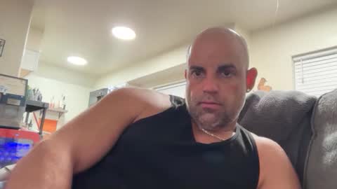 Snapshot of thebuzz777 chatting on 9, 1, 2026 theBuzz777 online show from 9, 1, 2026