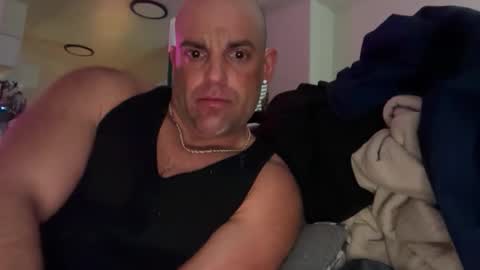 Snapshot of thebuzz777 chatting on 16, 2, 2026 theBuzz777 online show from 16, 2, 2026