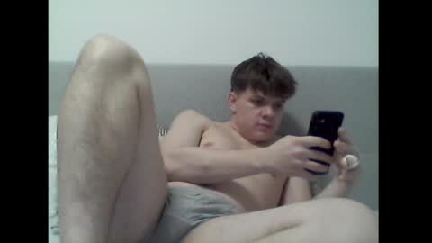 thecuteguy144949 online show from 28, 2, 2025