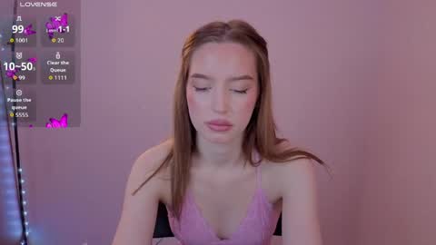 Snapshot of thecutienatura chatting on 27, 4, 2026 Olivia online show from 27, 4, 2026