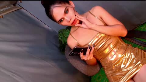 Snapshot of thedevil_inme chatting on 26, 2, 2025 Lana But you can spell it backwards online show from 26, 2, 2025
