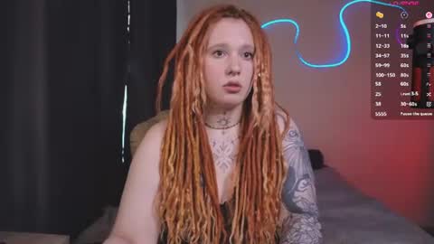 Snapshot of thefullredmoon chatting on 13, 7, 2026 Moon online show from 13, 7, 2026