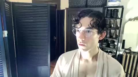 Snapshot of thegallerymale chatting on 14, 9, 2025 TGM online show from 14, 9, 2025