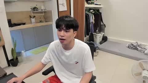 Green online show from 11, 3, 2025