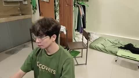 Green online show from 24, 11, 2025