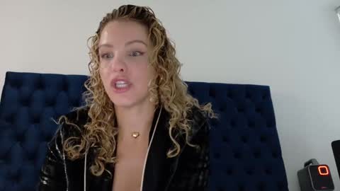 Lily Marie online show from 8, 9, 2025