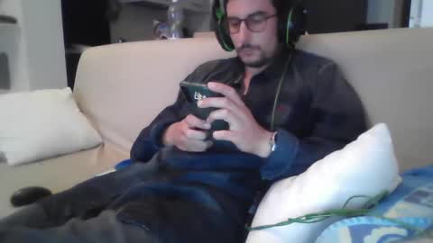 Snapshot of theitalianx95x chatting on 15, 10, 2025 theitalianx95x online show from 15, 10, 2025