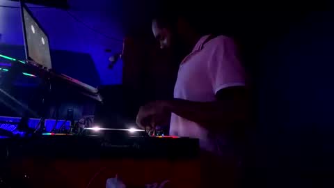 Snapshot of thejamaican101 chatting on 19, 9, 2025 Alex876 online show from 19, 9, 2025