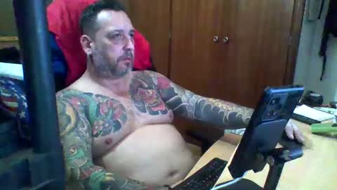 Snapshot of thekier chatting on 30, 12, 2024 thekier online show from 30, 12, 2024