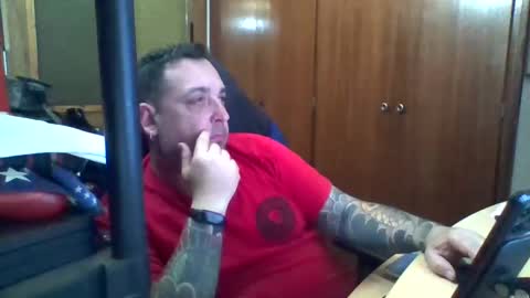 Snapshot of thekier chatting on 17, 2, 2025 thekier online show from 17, 2, 2025