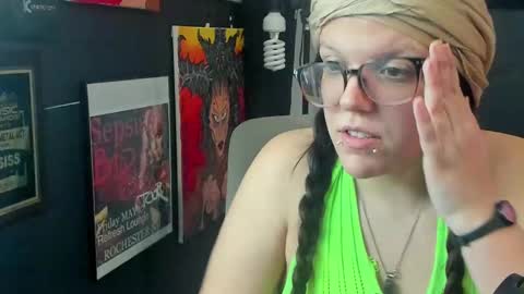 Goddess Nola online show from 26, 2, 2025