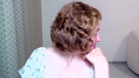 Ella online show from 18, 10, 2025