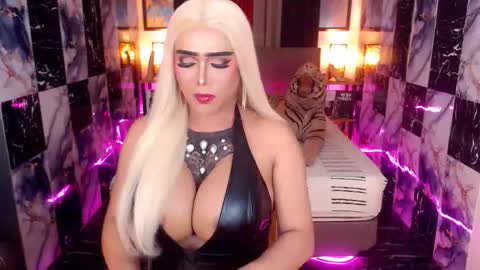 Paula online show from 22, 11, 2025