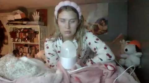 Little Bambii online show from 15, 12, 2025