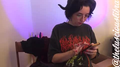 thelusciouslibra online show from 2, 11, 2025