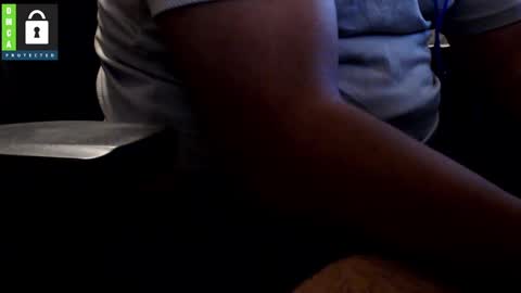 Snapshot of theman350454 chatting on 23, 11, 2025 Lovepu7584 online show from 23, 11, 2025