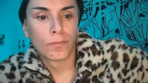 Lucy Lucy online show from 4, 12, 2025