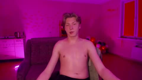 Snapshot of themikesever chatting on 10, 2, 2025 Sever online show from 10, 2, 2025