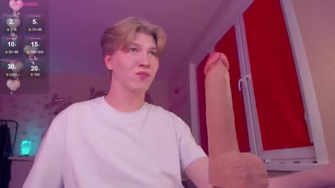 Snapshot of themikesever chatting on 15, 9, 2025 Sever online show from 15, 9, 2025